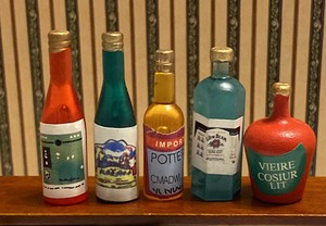 5 Spirit Bottles FD-AD