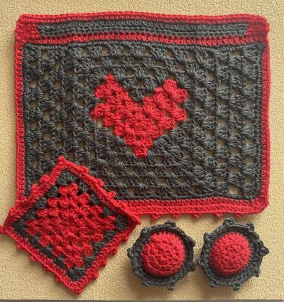 Crochet Heart Bed Set