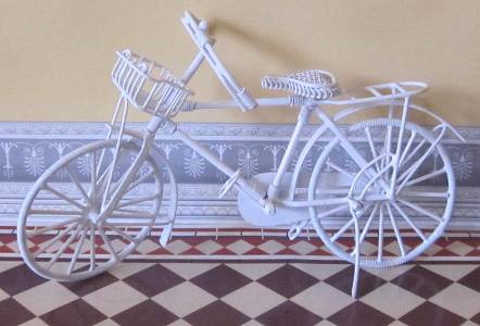 White Wire Bicycle HG
