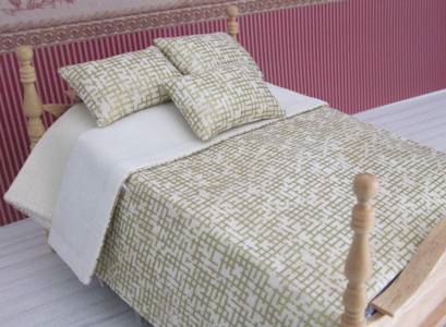 Gold Trim Cream Bedding Set BED-L