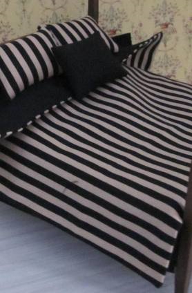 Black Stripe Bedding Set BED-L