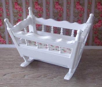 White Spindle Rocking Cradle N