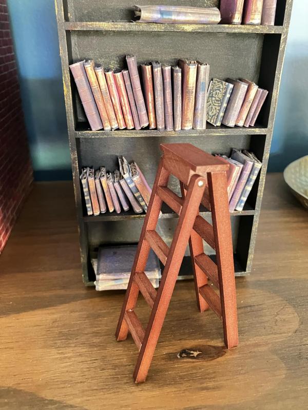 Medium Wood Ladder