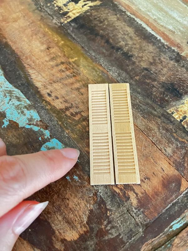 Louvered Shutters - Small